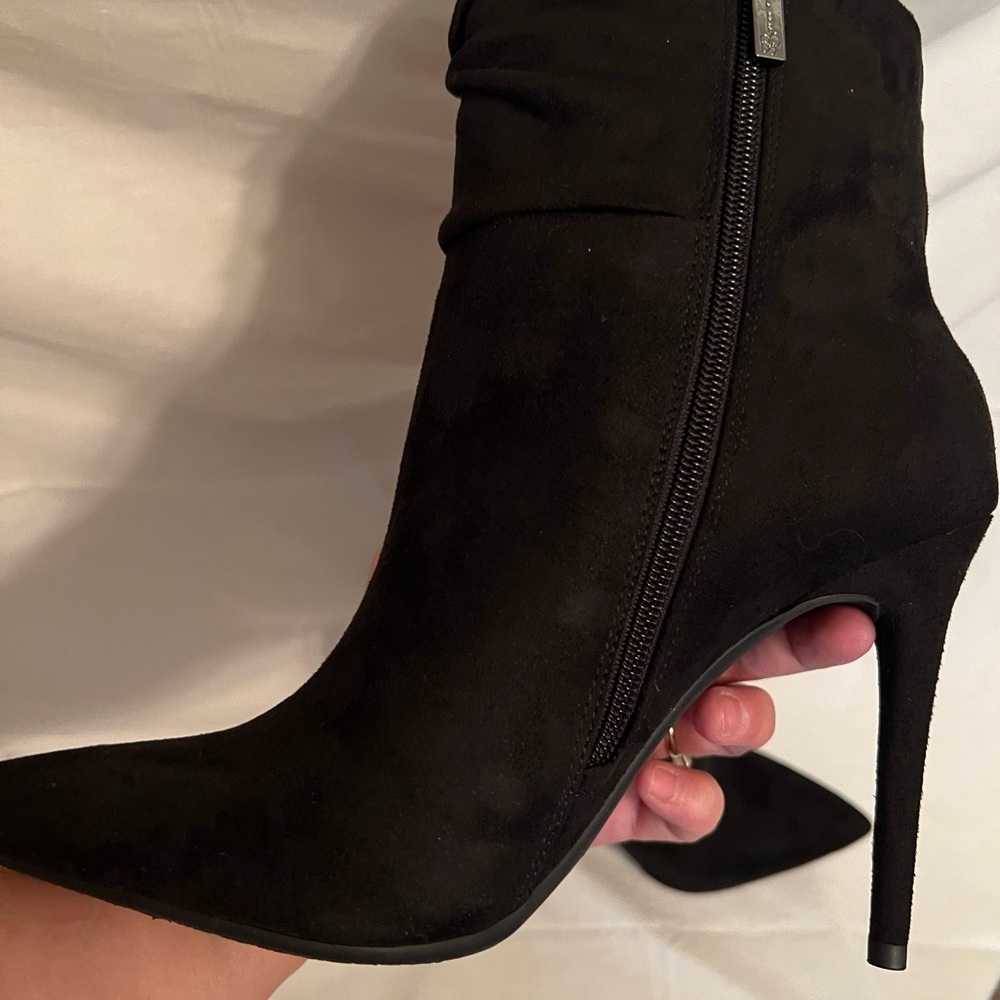 Jessica Simpson Black Heeled Suede Boots